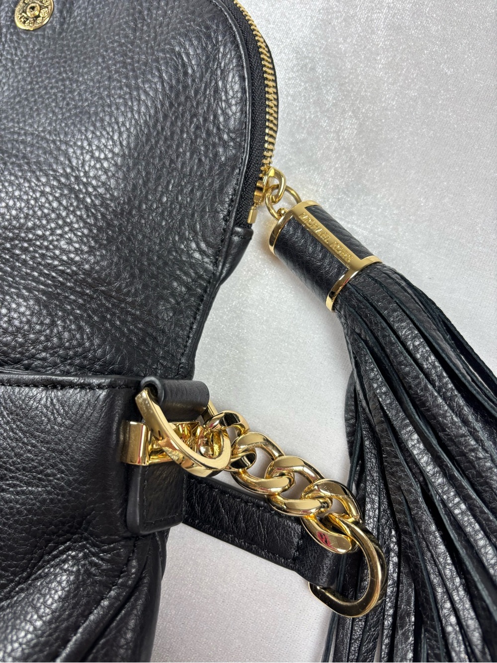 Michael Kors Black Pebbled Leather Tassel Shoulder Bag Gold Chain Hobo Purse - Picture 9 of 14